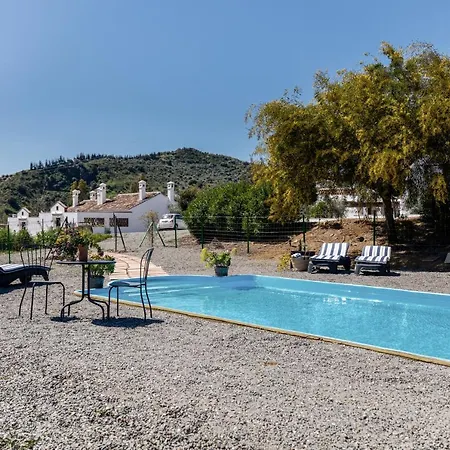 Сasa de vacaciones Casa Grande / Rosas Cantares