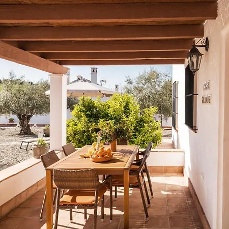 Casa Grande / Rosas Cantares